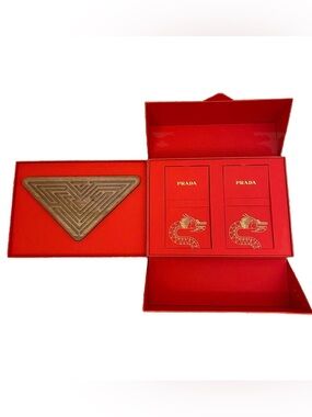 Prada Milano Red Puzzle Gift Set w/Wooden Triangle Puzzle & Envelope Cards NWOT